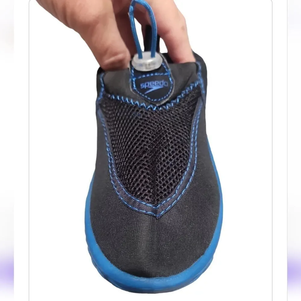 Bundle unisex water shoes xl (11-12)